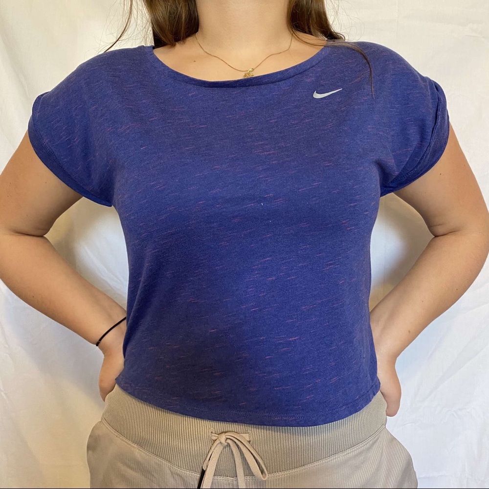 Nike Dri-FIT Cropped Workout Top